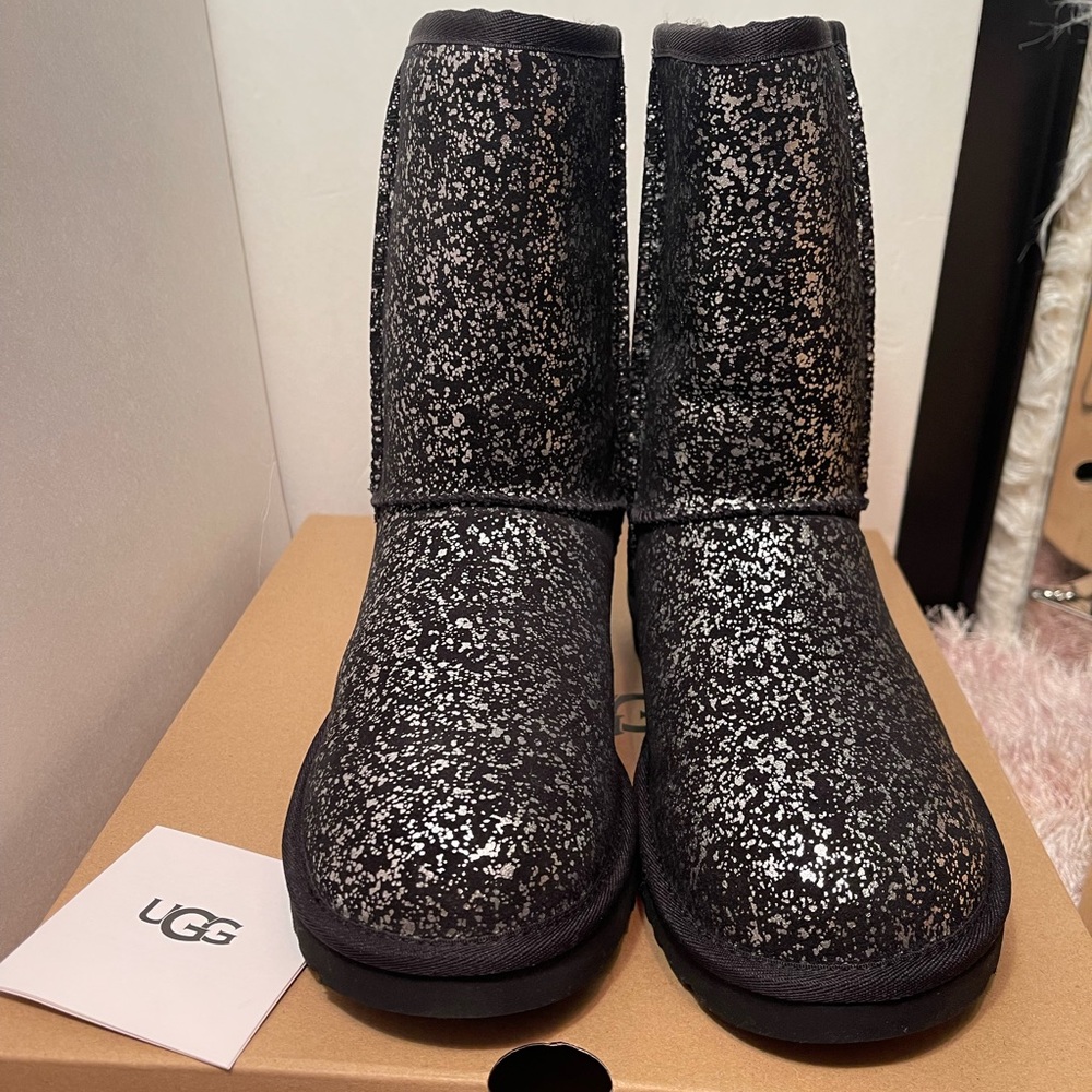UGG Australia Women’s Classic Short II Foil Glam Boots